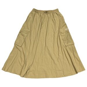 ROOTS outdoors women's multi-pocket flowy khaki utility skirt, size small.